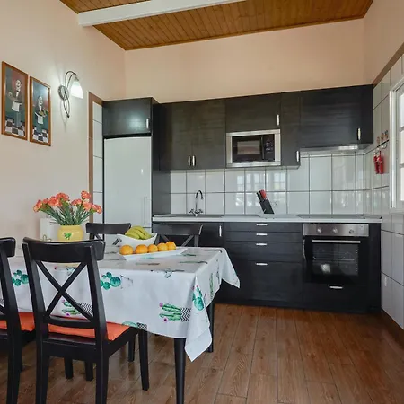 Charming House In With Shared Pool Buenavista Del Norte